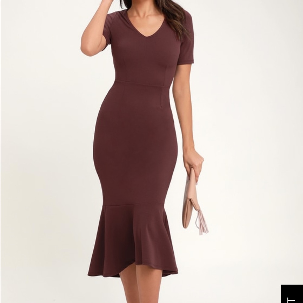 Lulu’s PALERMO PLUM TRUMPET BODYCON MIDI DRESS